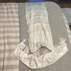 AMALEE FRINGE TWO PIECE SKIRT SET IN WHITE